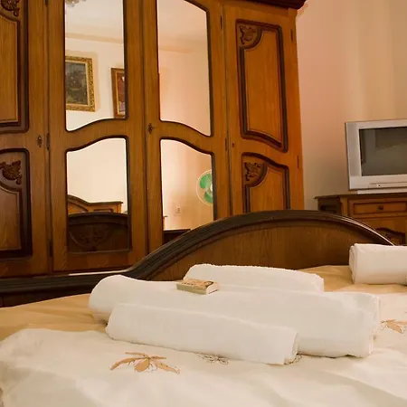 Pension Mellis Napoca Pensjonat